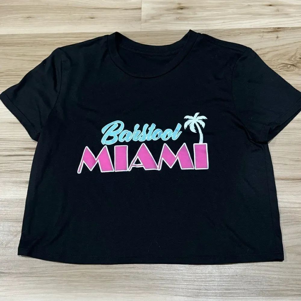 Barstool Miami Cropped Graphic Short Sleeve Tee Shirt Women’s Medium